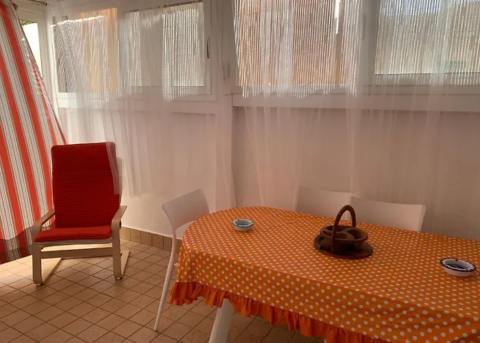 Sweet Almonds House